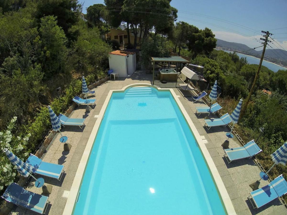 Vacanzamaredue 2 Residence Марина-ди-Кампо Экстерьер фото