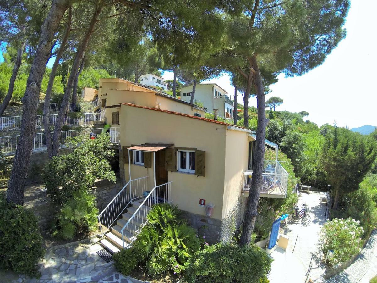 Vacanzamaredue 2 Residence Марина-ди-Кампо Экстерьер фото